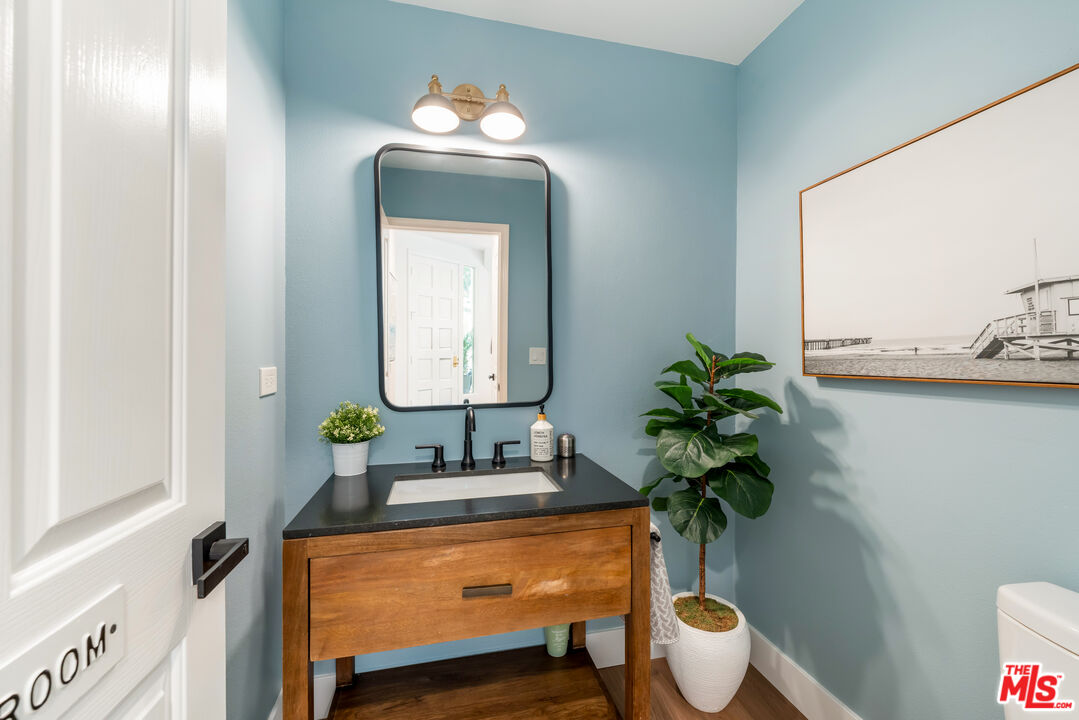 Malibu, California, 90265, United States, 3 Bedrooms Bedrooms, ,3 BathroomsBathrooms,Residential,For Sale,1850176