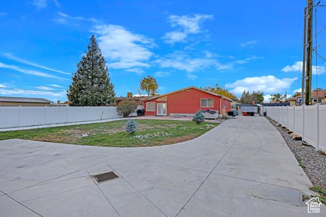 Murray, Utah, 84107, United States, 5 Bedrooms Bedrooms, ,3 BathroomsBathrooms,Residential,For Sale,1943012