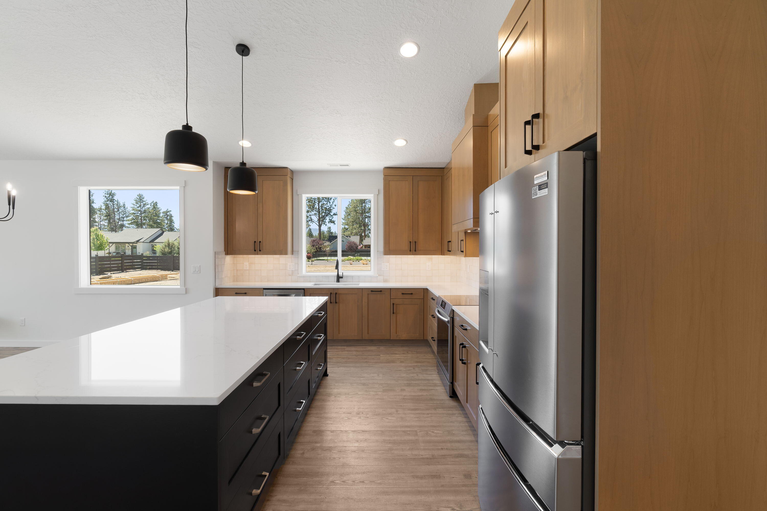 Sisters, Oregon, 97759, United States, 3 Bedrooms Bedrooms, ,3 BathroomsBathrooms,Residential,For Sale,1766266