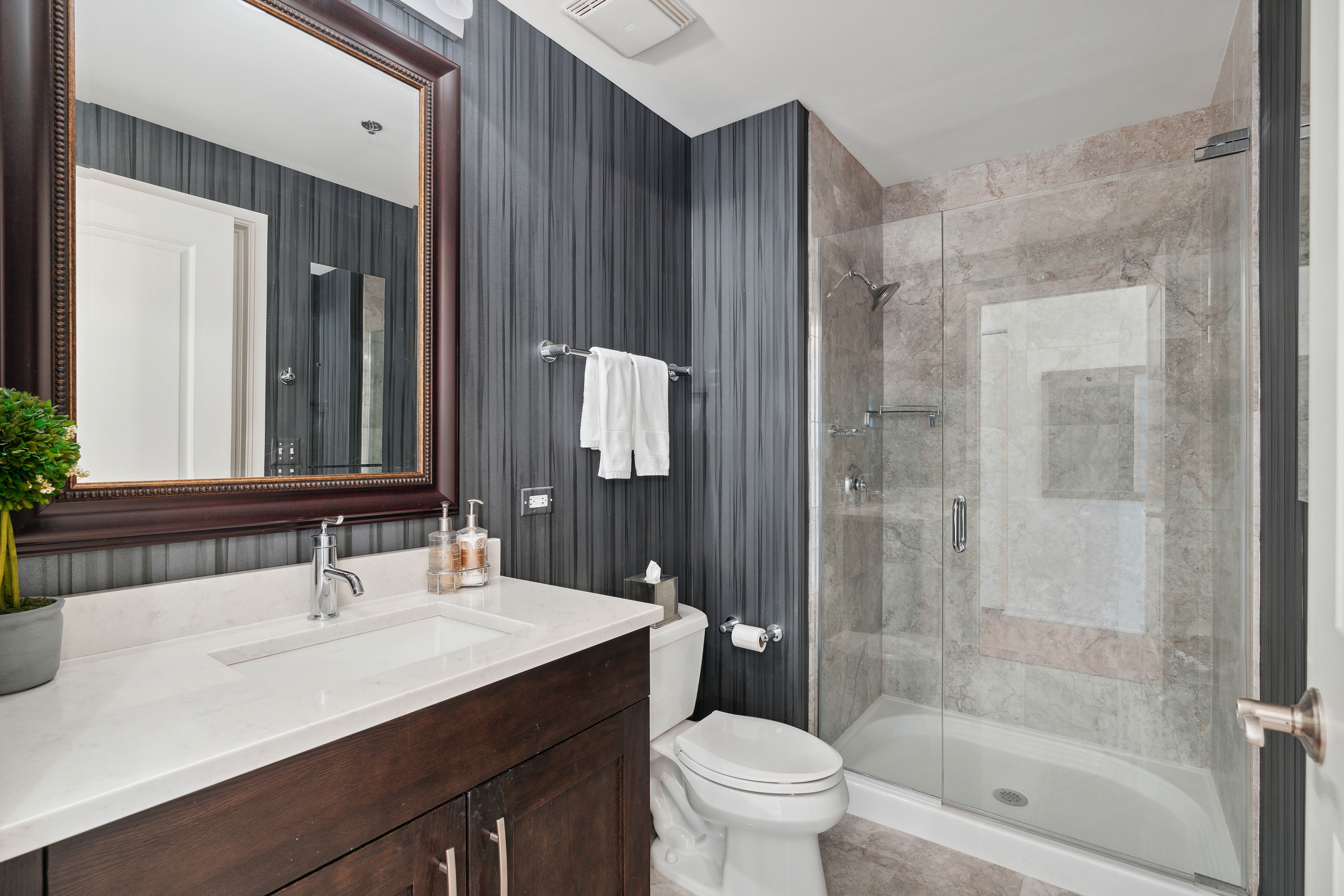  Welcome to the Mag Mile, A Fantastic Location and Steps From Everything - 物件實景