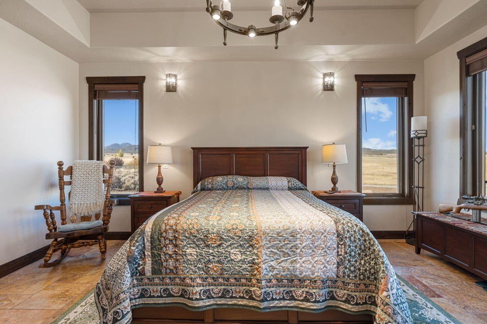 New Harmony, Utah, 84757, United States, 5 Bedrooms Bedrooms, ,6 BathroomsBathrooms,Residential,For Sale,2000791