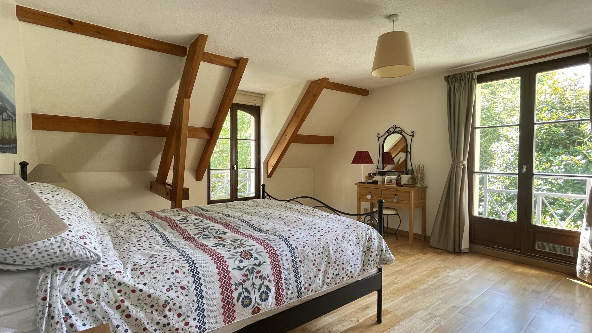 Samois-sur-Seine, Île-de-France, 77920, FR, 5 Bedrooms Bedrooms, ,4 BathroomsBathrooms,Residential,For Sale,1600874