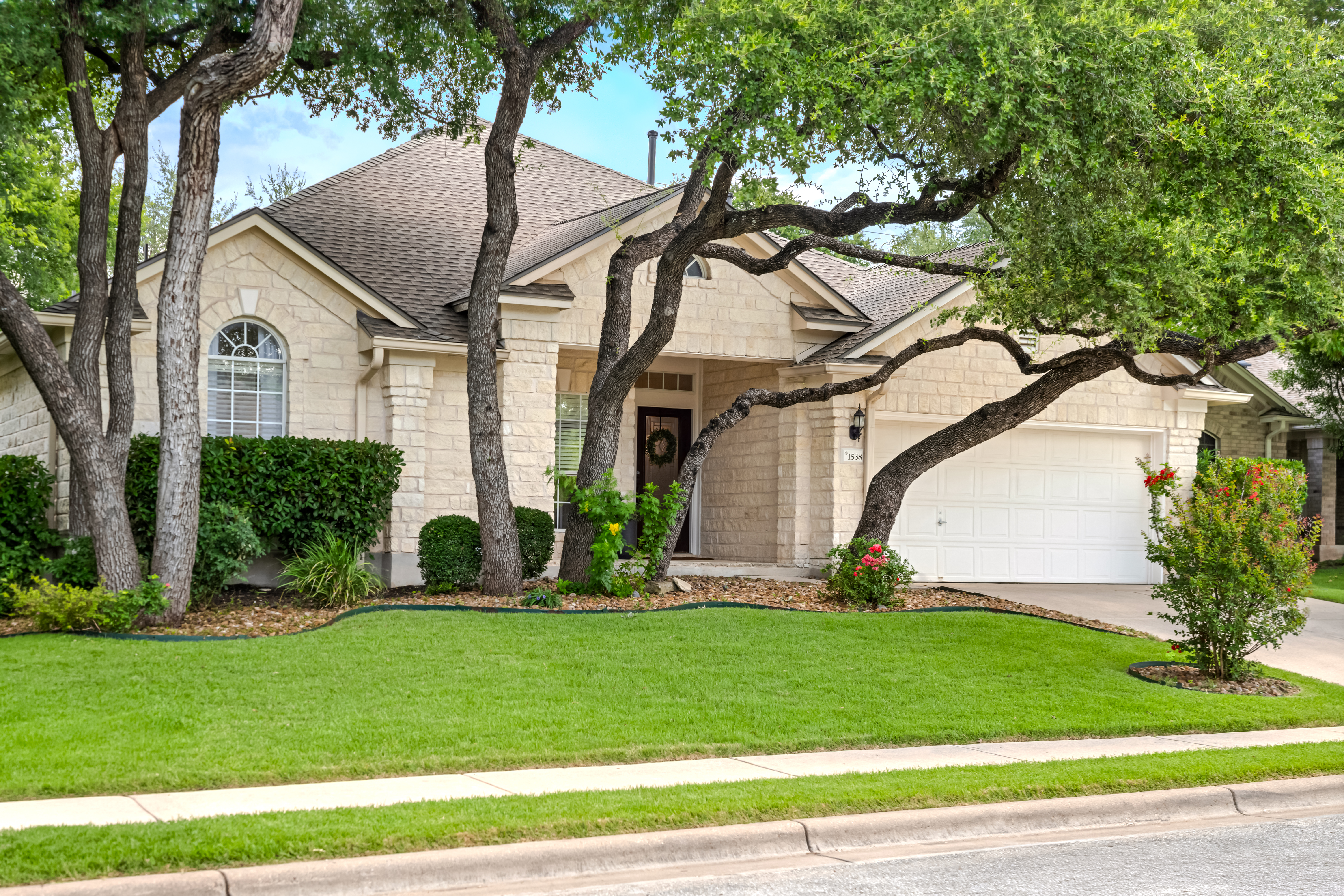  Thoughtfully Updated Round Rock Home with Pool - 物件實景