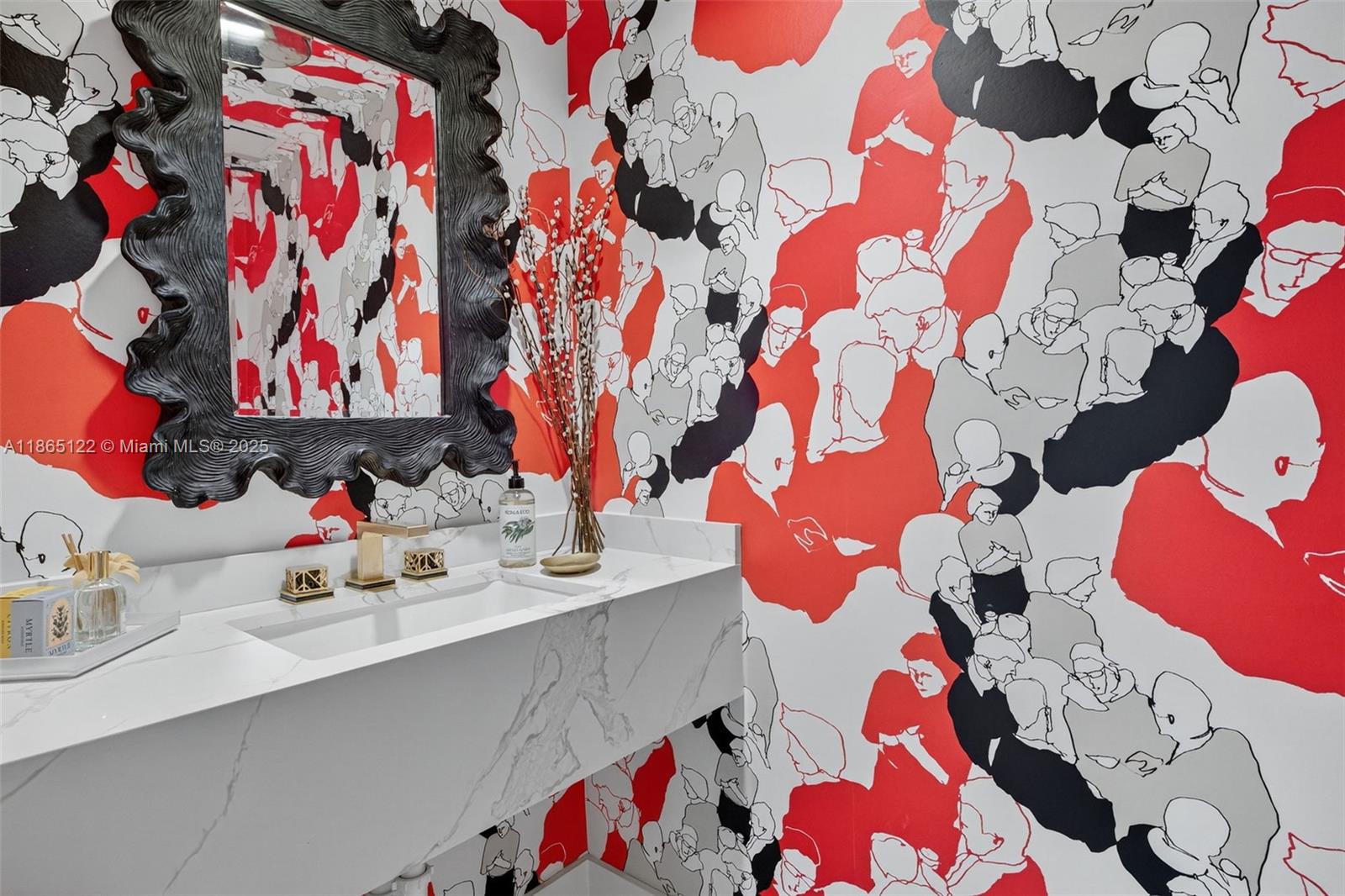 Aventura, Florida, 33160, United States, 3 Bedrooms Bedrooms, ,4 BathroomsBathrooms,Residential,For Sale,1942054