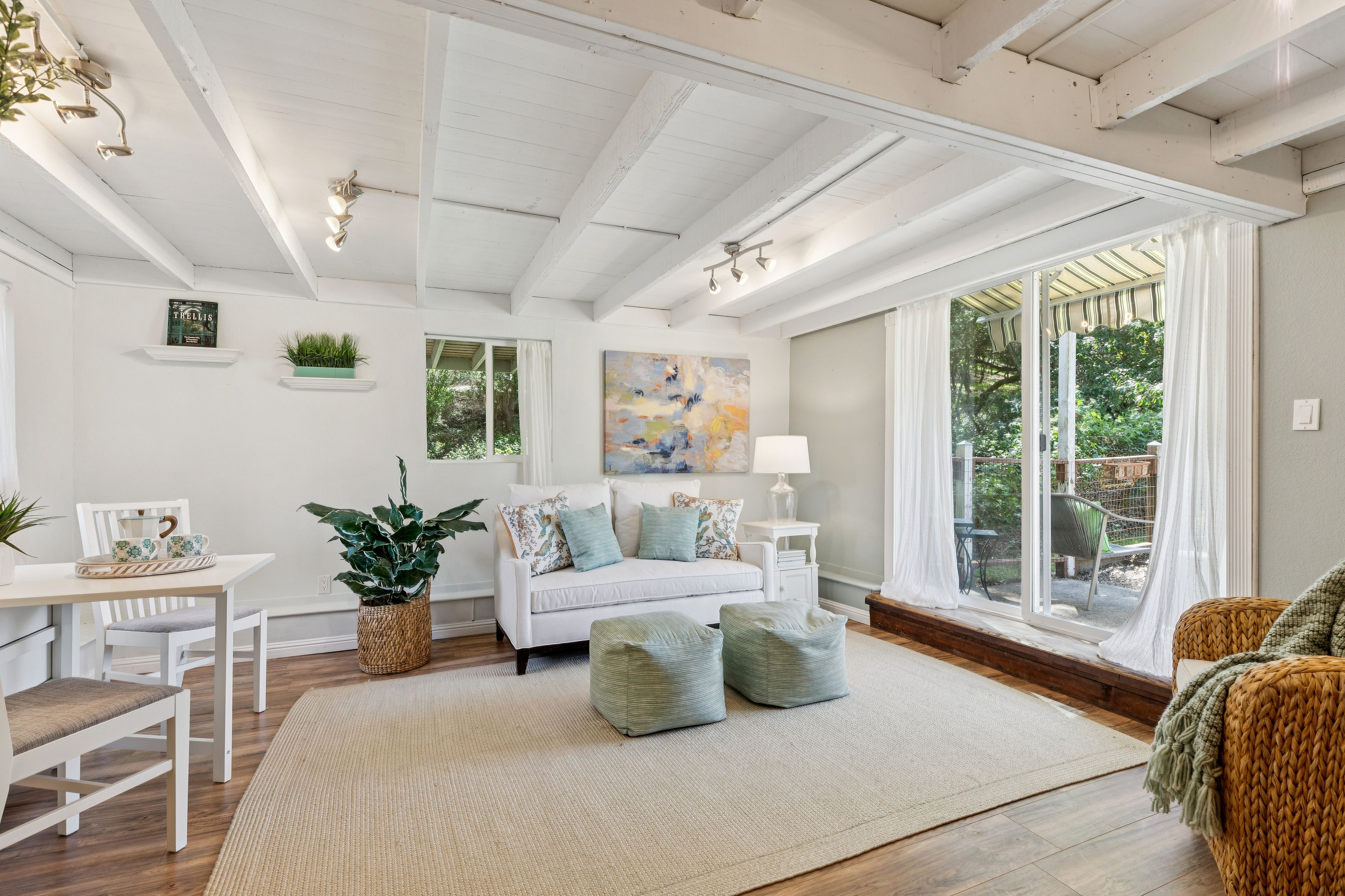  Charming Country Property - 物件實景