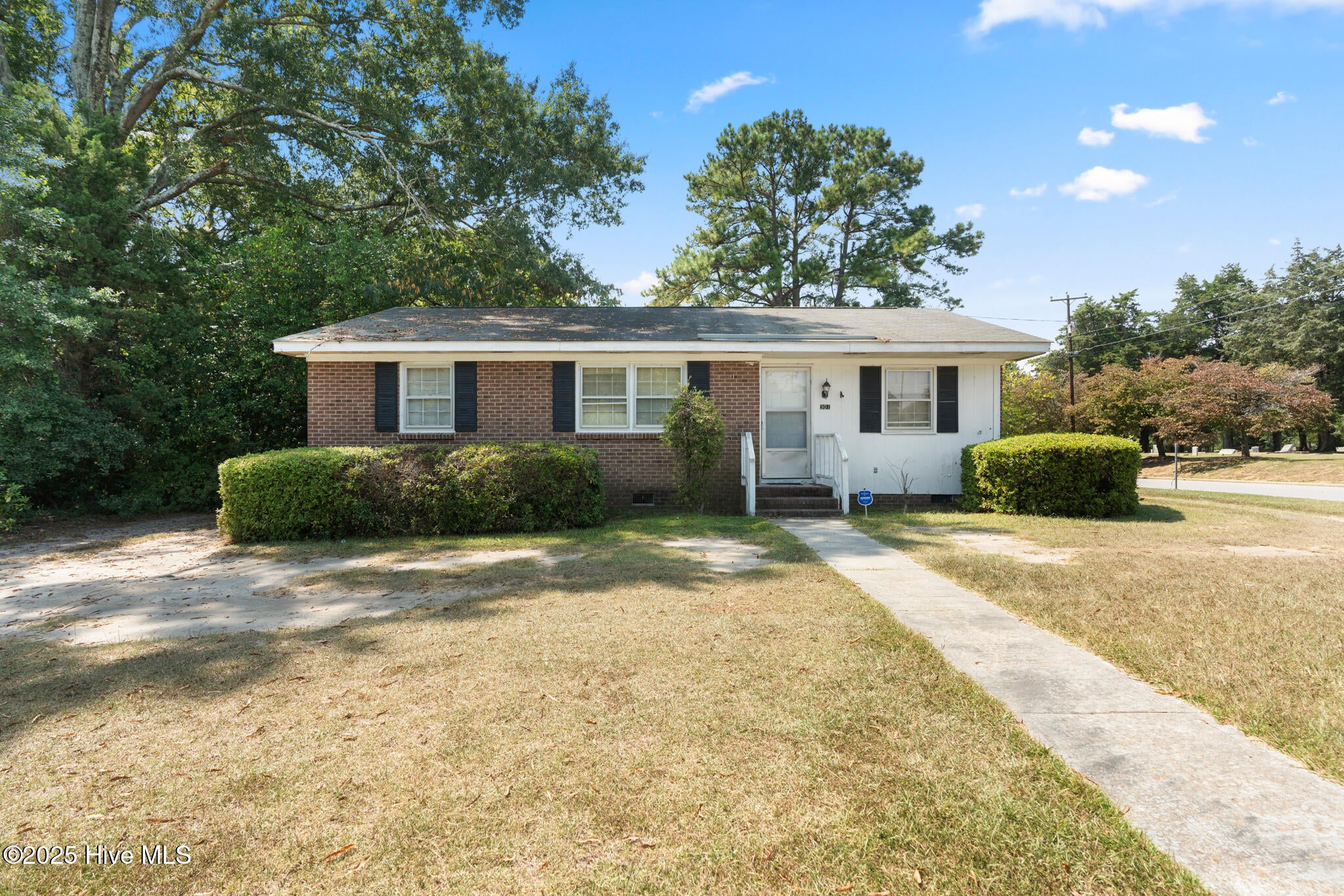 Laurinburg, North Carolina, 28352, United States, 20 Bedrooms Bedrooms, ,9 BathroomsBathrooms,Residential,For Sale,1942200