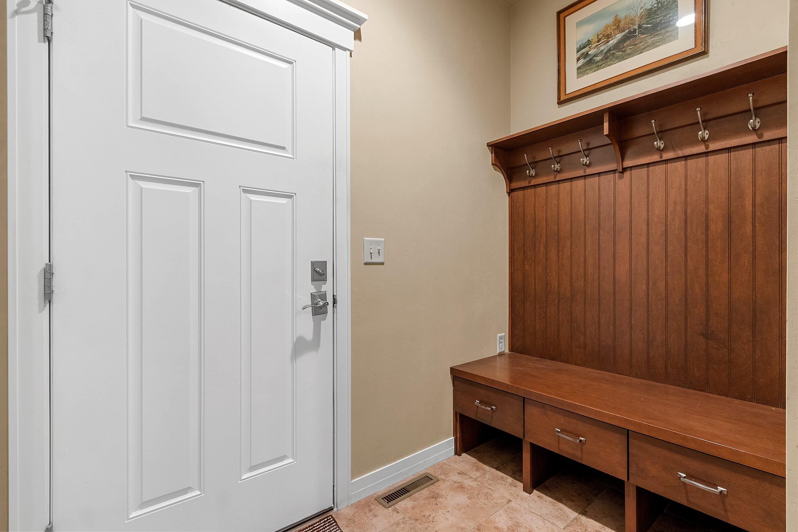 GREEN BAY, Wisconsin, 54311, United States, 3 Bedrooms Bedrooms, ,3 BathroomsBathrooms,Residential,For Sale,1997411