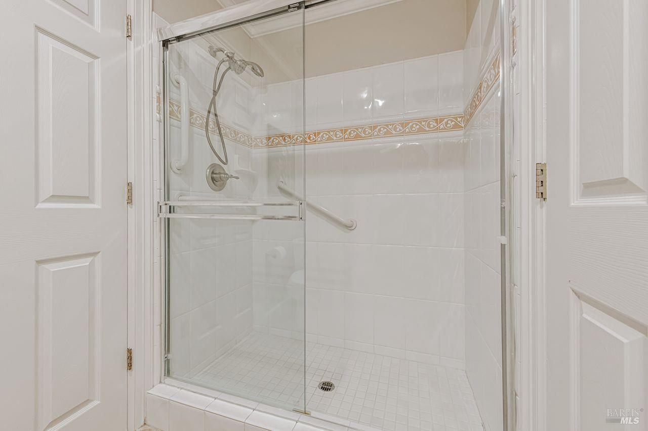 Novato, California, 94949, United States, 5 Bedrooms Bedrooms, ,3 BathroomsBathrooms,Residential,For Sale,1941742