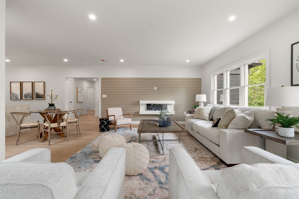 Brookline, Massachusetts, 02445, United States, 5 Bedrooms Bedrooms, ,5 BathroomsBathrooms,Residential,For Sale,1940156