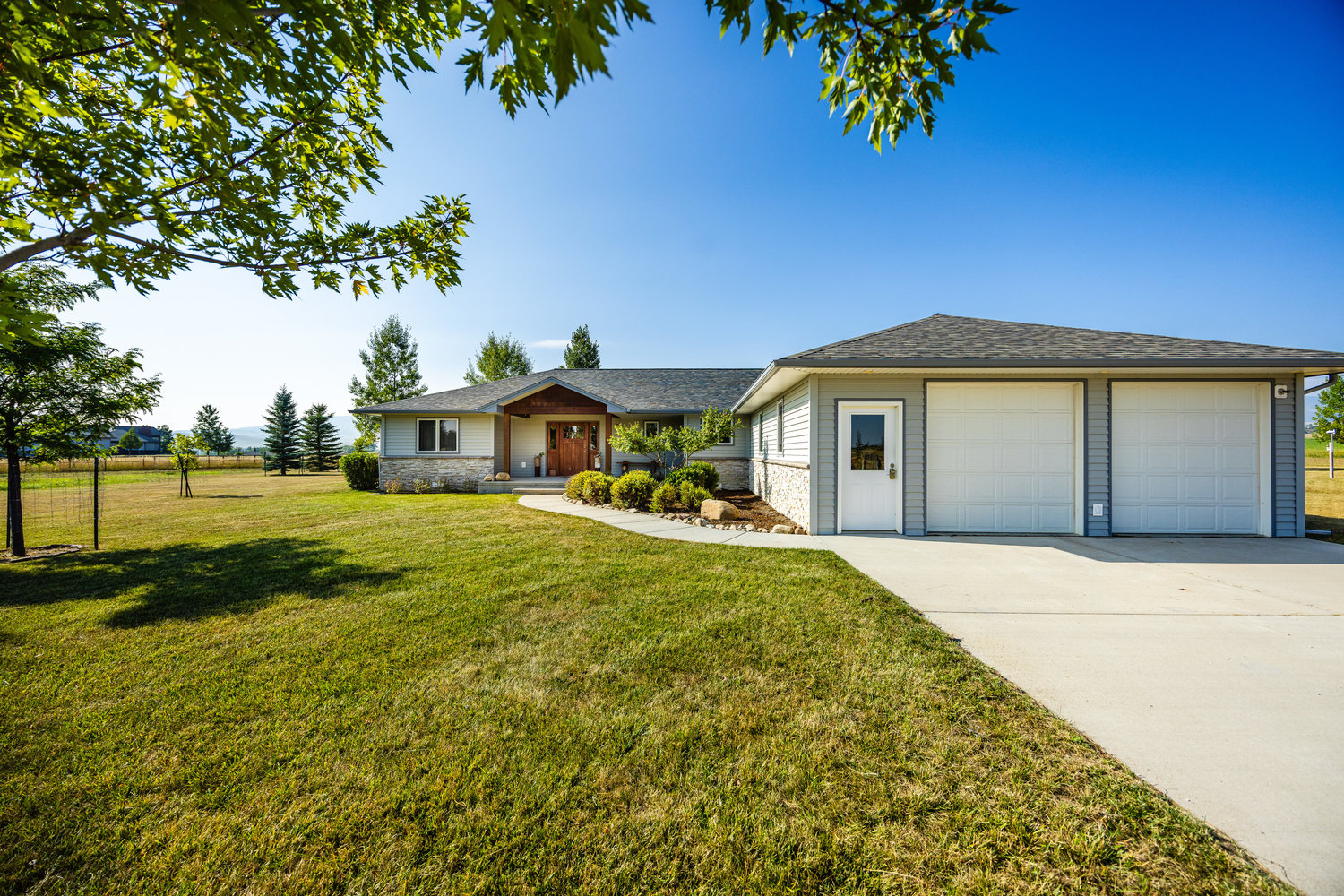 Sheridan, Wyoming, 82801, United States, 3 Bedrooms Bedrooms, ,2 BathroomsBathrooms,Residential,For Sale,1941292