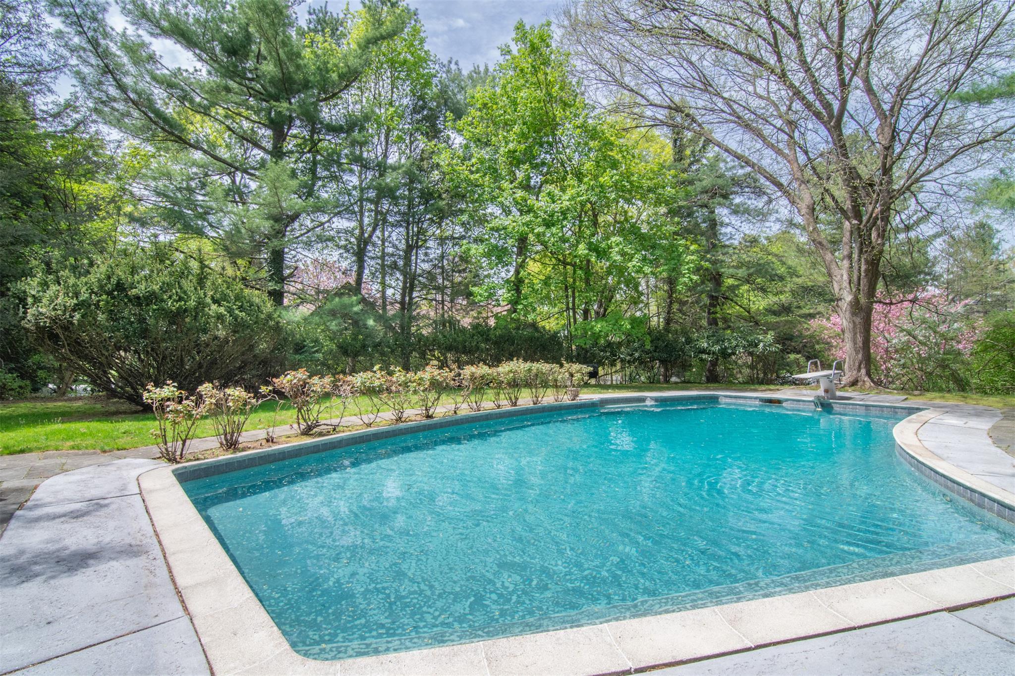 Dobbs Ferry, New York, 10522, United States, 5 Bedrooms Bedrooms, ,5 BathroomsBathrooms,Residential,For Sale,1793718