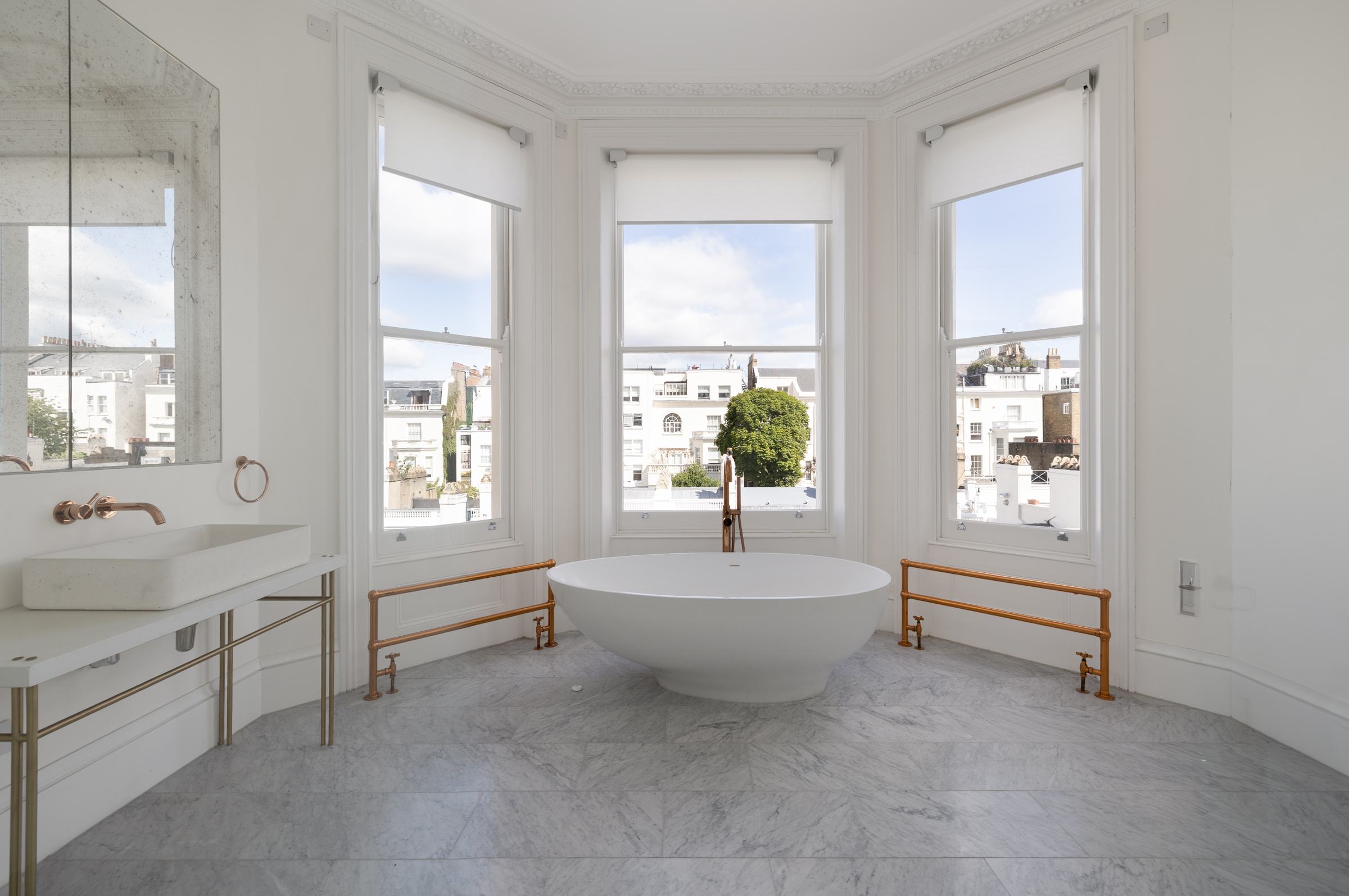 White Stucco Villa on Holland Park with Leisure Complex and Private Lift - 物件實景