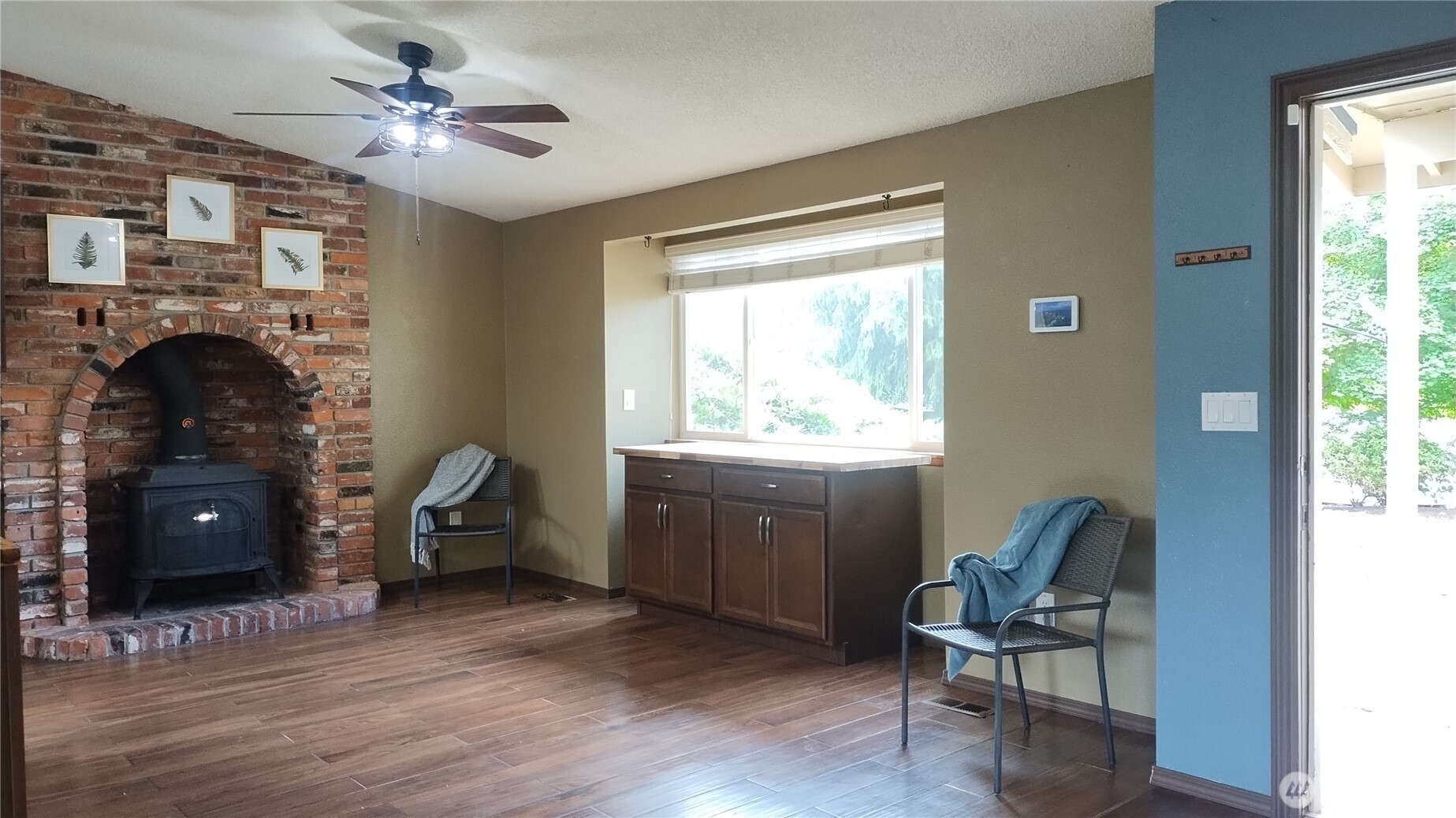Puyallup, Washington, 98374, United States, 3 Bedrooms Bedrooms, ,2 BathroomsBathrooms,Residential,For Sale,1942897