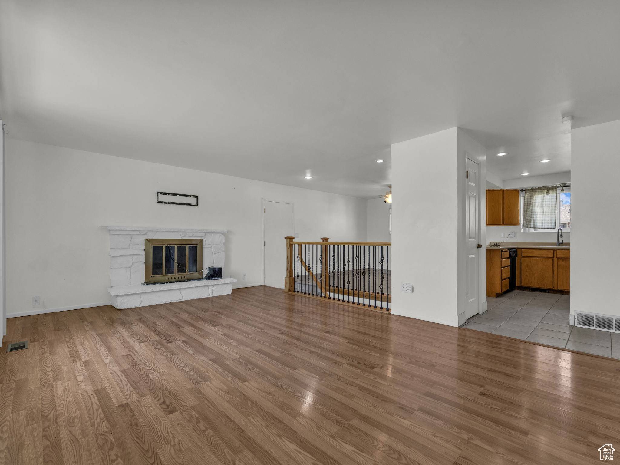 Taylorsville, Utah, 84129, United States, 4 Bedrooms Bedrooms, ,1 BathroomBathrooms,Residential,For Sale,1890353