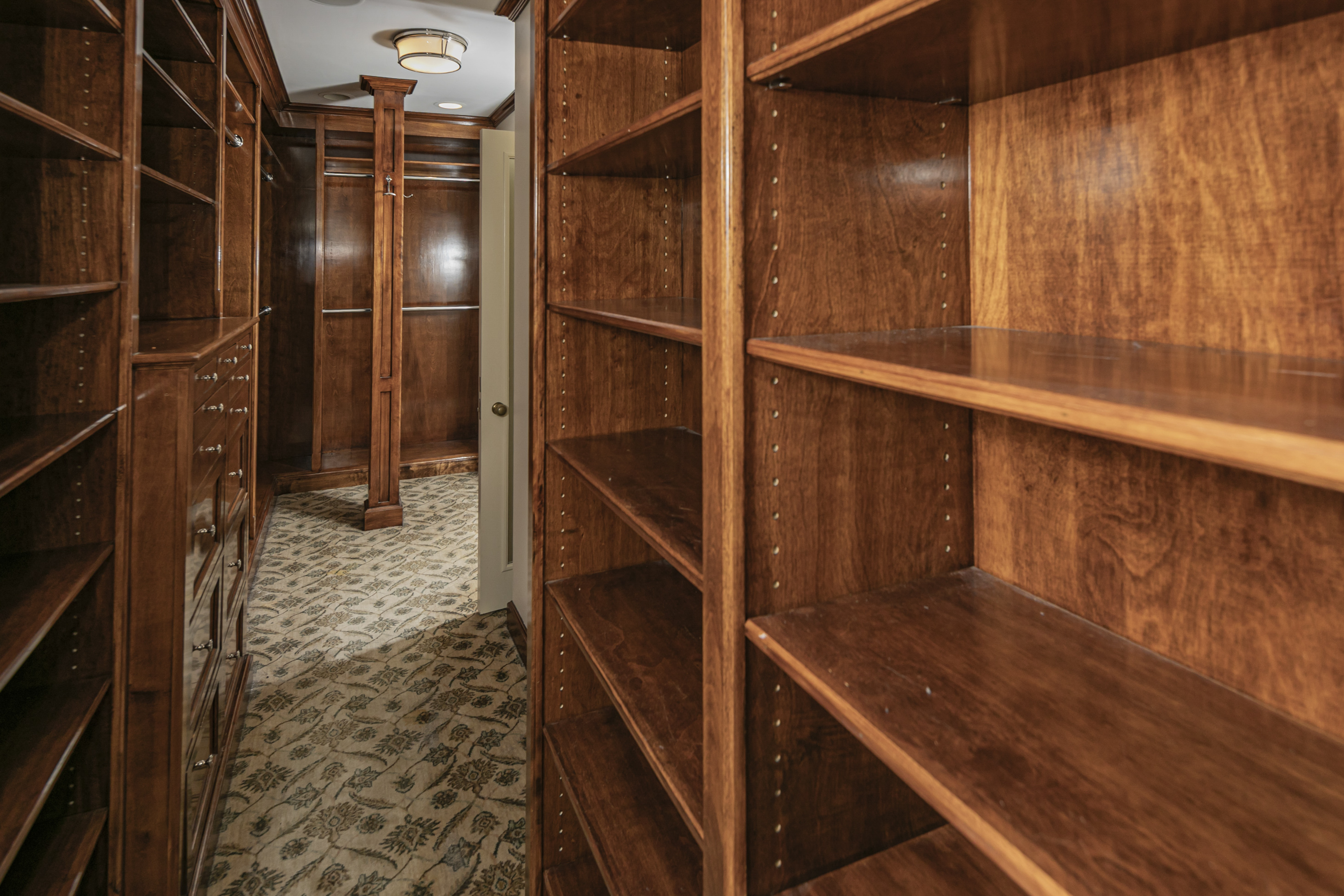  Rich cultural history as the former estate of philanthropist David H. McAlpin - 物件實景