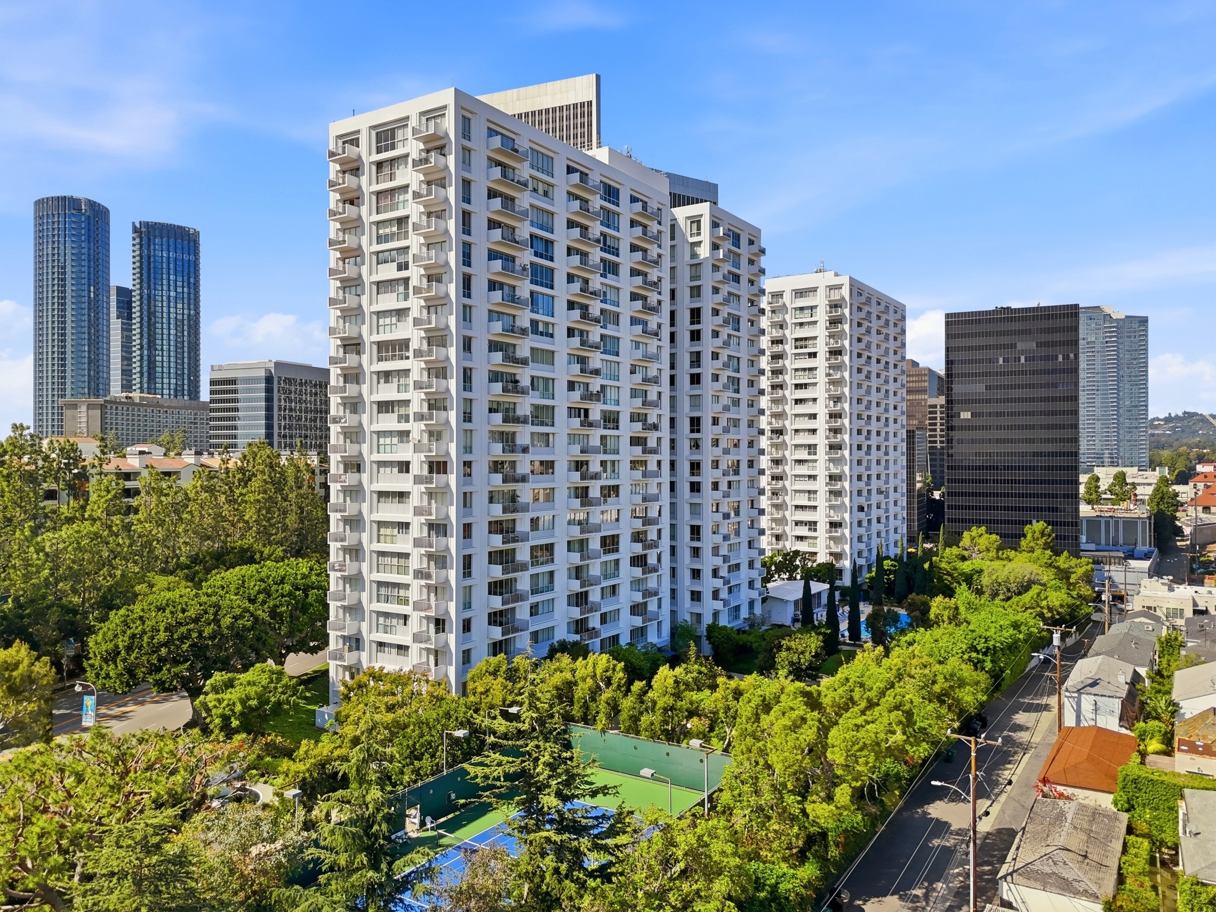  2160 Century Park East, Unit 411 - 物件實景