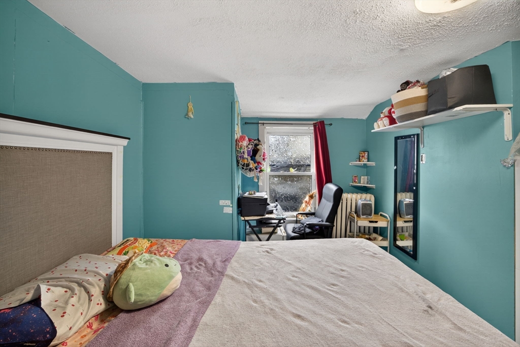 Boston, Massachusetts, 02128, United States, 8 Bedrooms Bedrooms, ,2 BathroomsBathrooms,Residential,For Sale,2040456