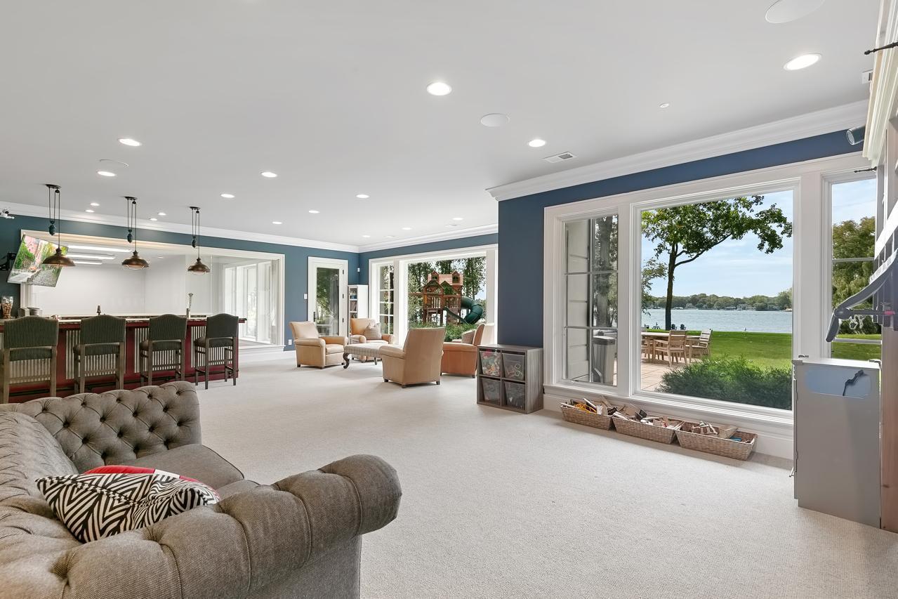 Orono, Minnesota, 55391, United States, 6 Bedrooms Bedrooms, ,7 BathroomsBathrooms,Residential,For Sale,1934197