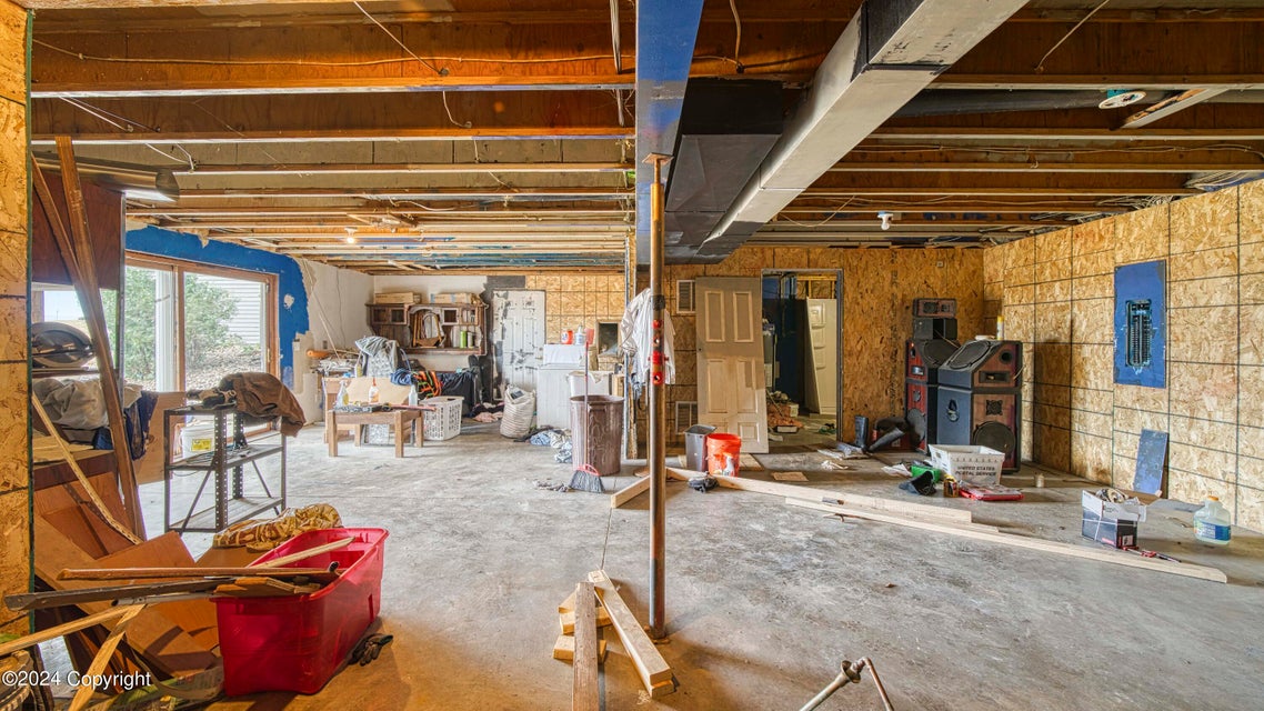 Gillette, Wyoming, 82718, United States, 3 Bedrooms Bedrooms, ,3 BathroomsBathrooms,Residential,For Sale,1977220