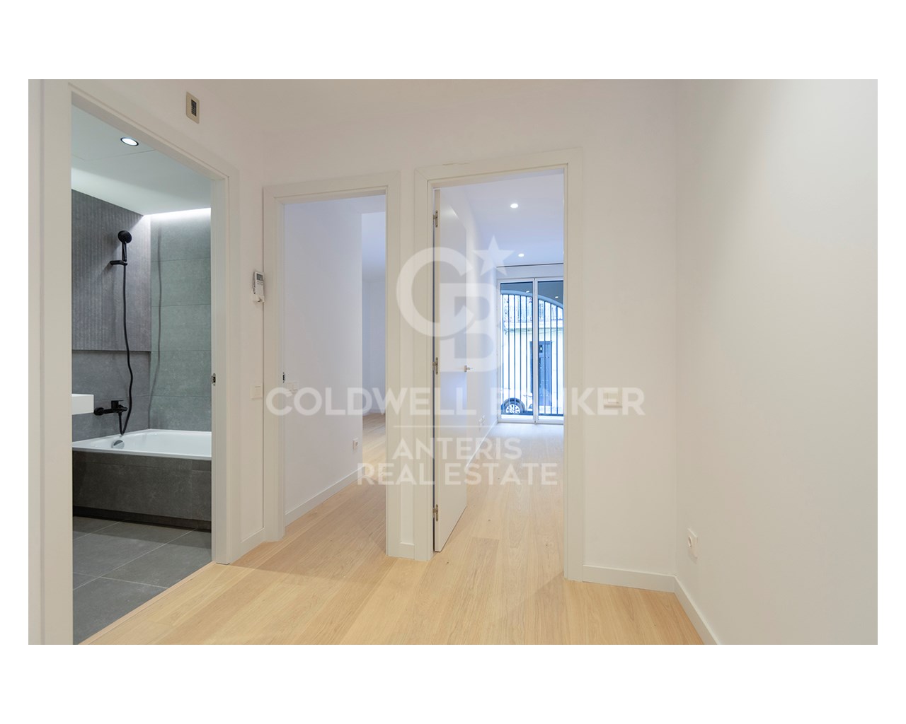 Barcelona, Barcelona, Gr?cia Barcelona, Barcelona, Barcelona, Catalonia, ES, 3 Bedrooms Bedrooms, ,2 BathroomsBathrooms,Residential,For Sale,Barcelona, Barcelona, Gr?cia Barcelona, Barcelona,1658807