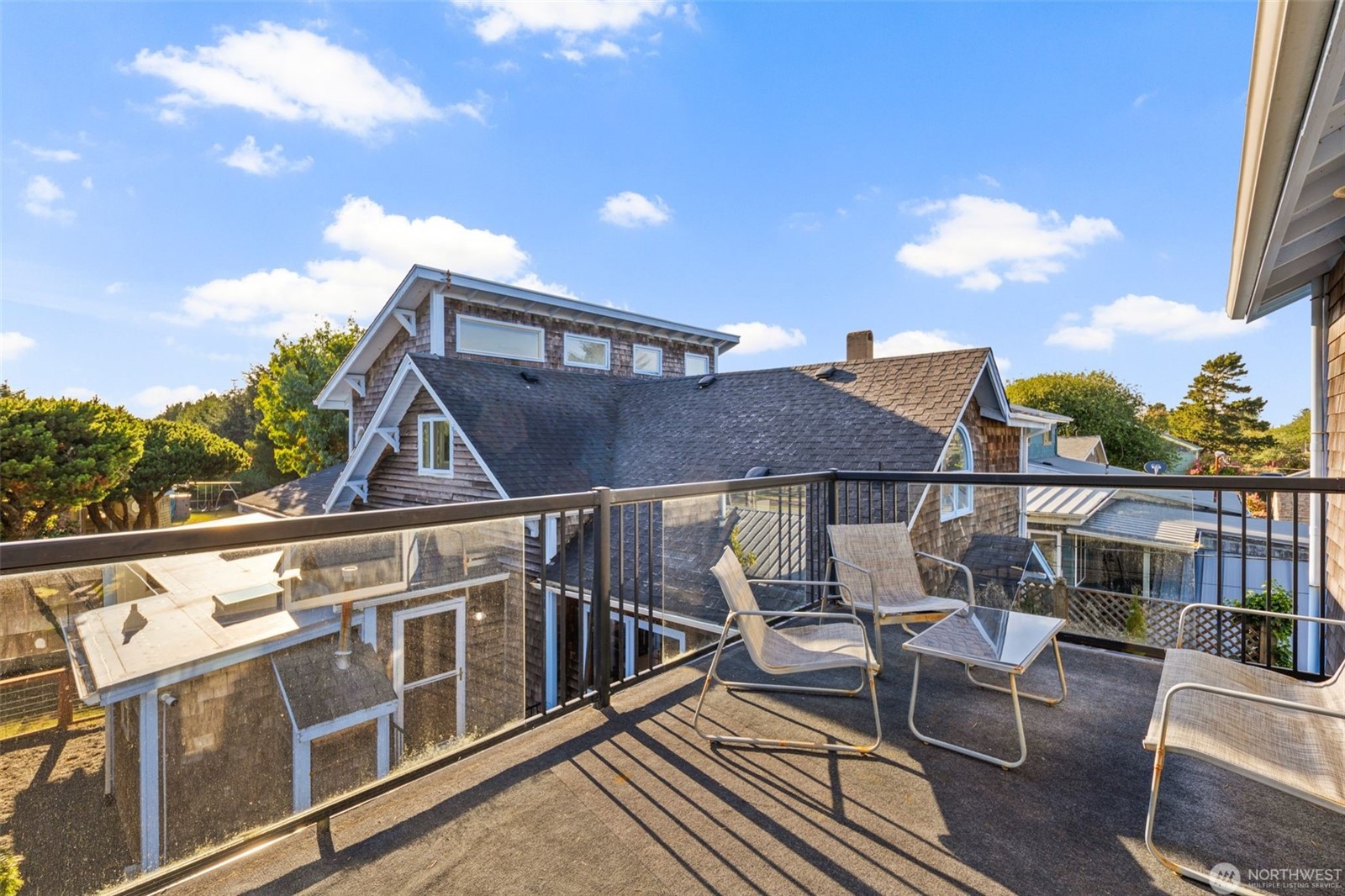 Long Beach, Washington, 98631, United States, 8 Bedrooms Bedrooms, ,6 BathroomsBathrooms,Residential,For Sale,1976396