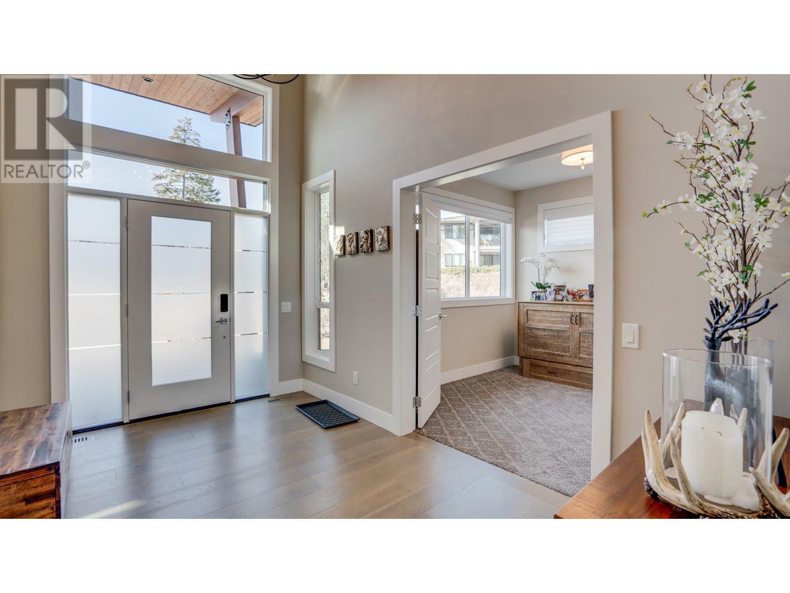 VERNON, British Columbia, V1H 2L7, CA, 3 Bedrooms Bedrooms, ,2 BathroomsBathrooms,Residential,For Sale,1838492