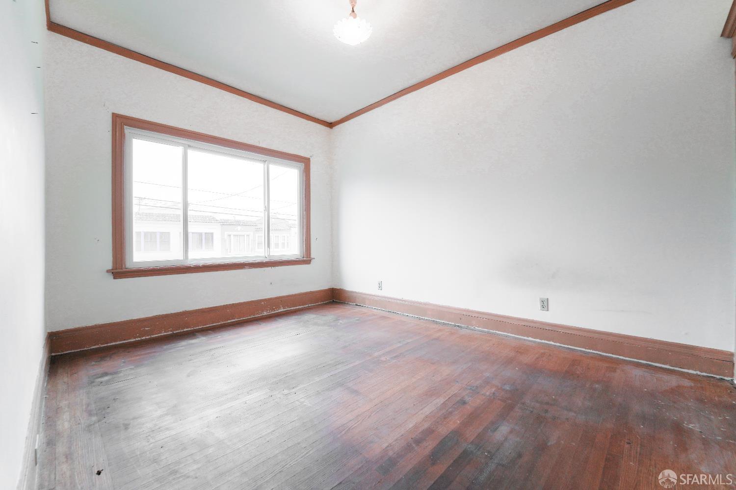 San Francisco, California, 94112, United States, 3 Bedrooms Bedrooms, ,1 BathroomBathrooms,Residential,For Sale,1988228