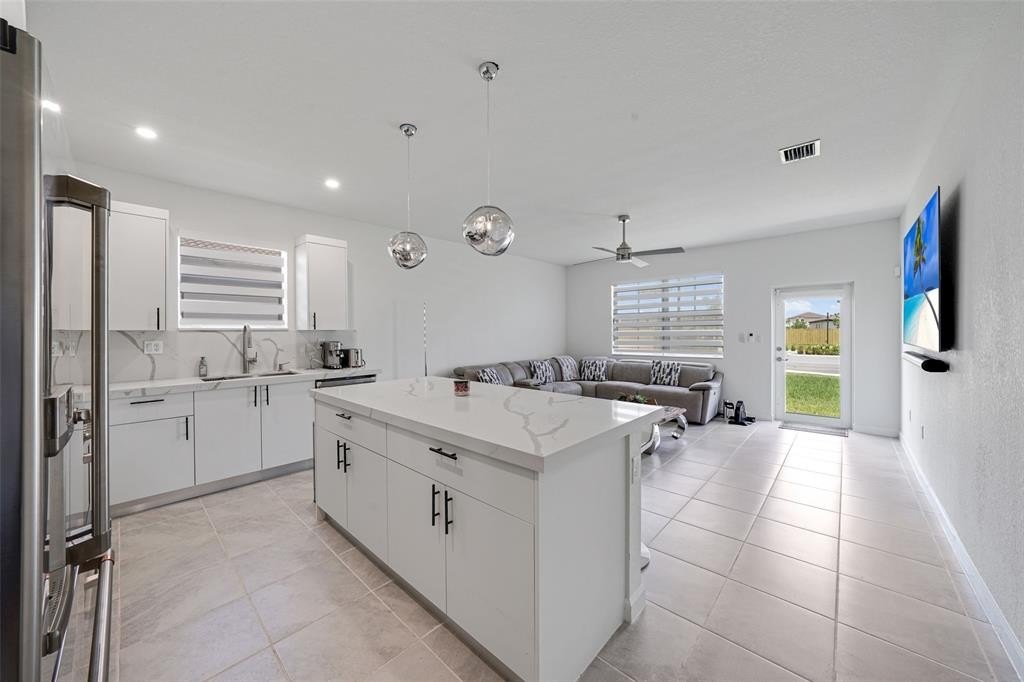 Homestead, Florida, 33035, United States, 4 Bedrooms Bedrooms, ,3 BathroomsBathrooms,Residential,For Sale,1984015