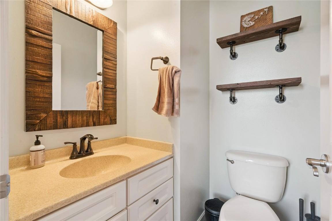 Marion, Iowa, 52302, United States, 5 Bedrooms Bedrooms, ,4 BathroomsBathrooms,Residential,For Sale,1984063