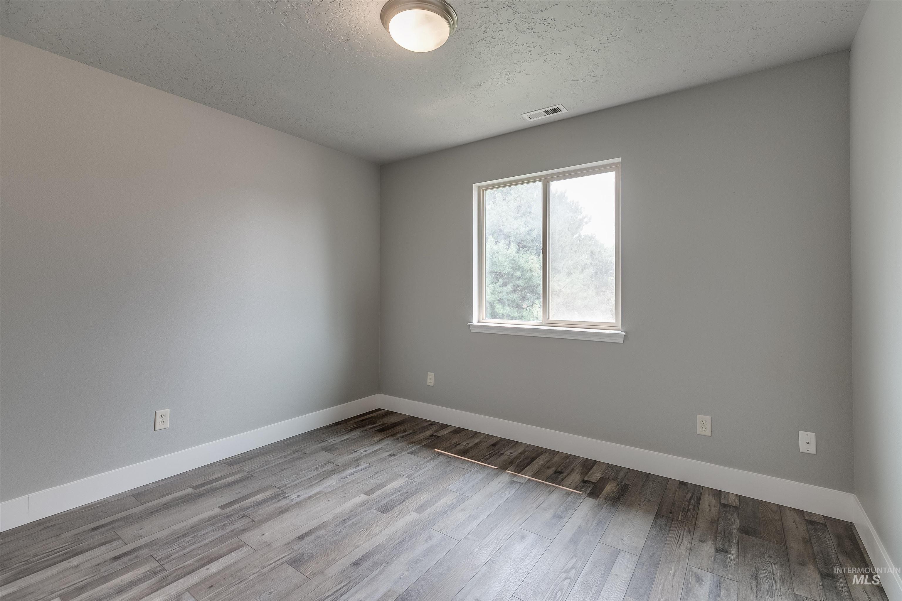 9635/9637 Landmark St, Boise, Idaho, 83704, United States, 6 Bedrooms Bedrooms, ,6 BathroomsBathrooms,Residential,For Sale,9635/9637 Landmark St,1432843