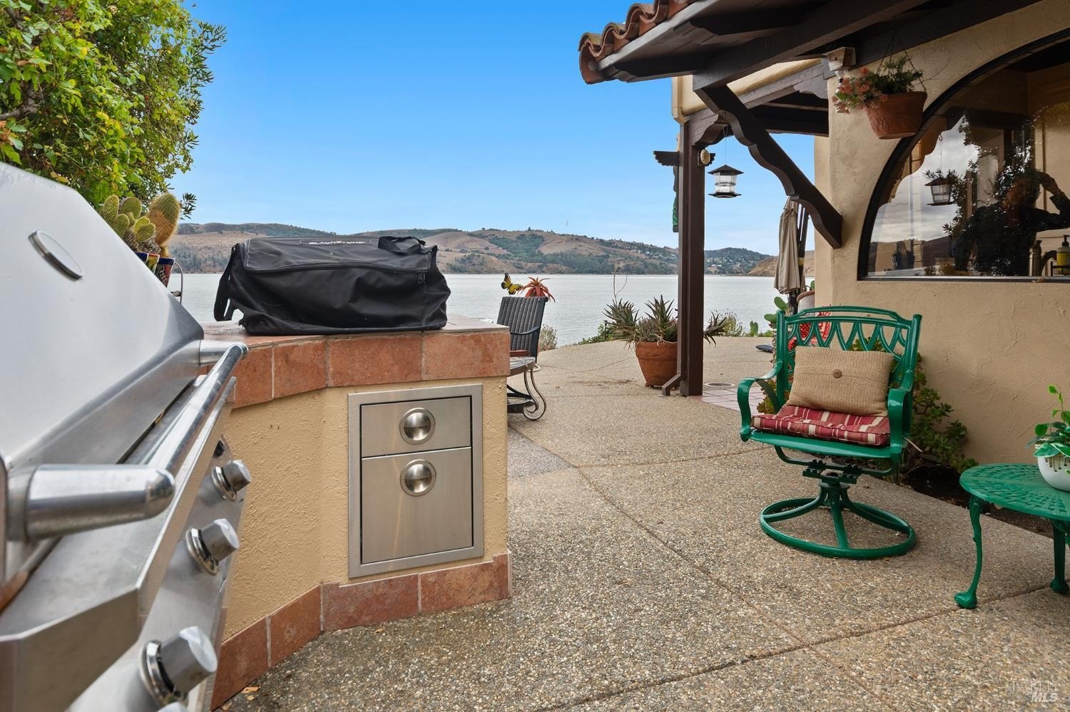 Benicia, California, 94510, United States, 3 Bedrooms Bedrooms, ,4 BathroomsBathrooms,Residential,For Sale,1960950