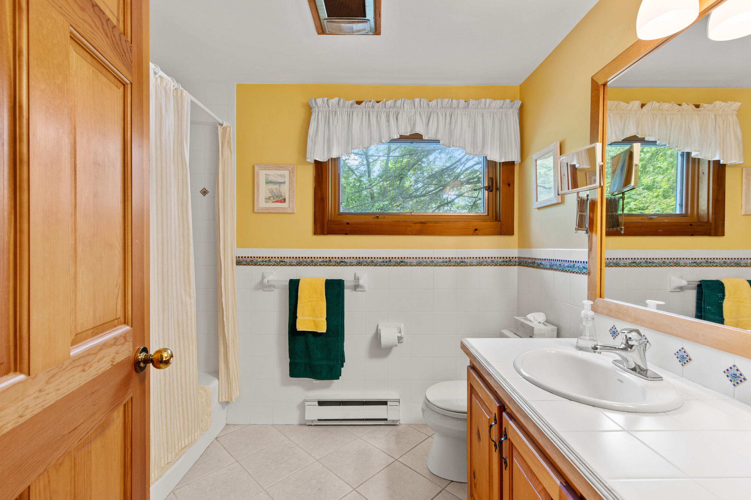 Raymond, Maine, 04071, United States, 4 Bedrooms Bedrooms, ,3 BathroomsBathrooms,Residential,For Sale,1974658