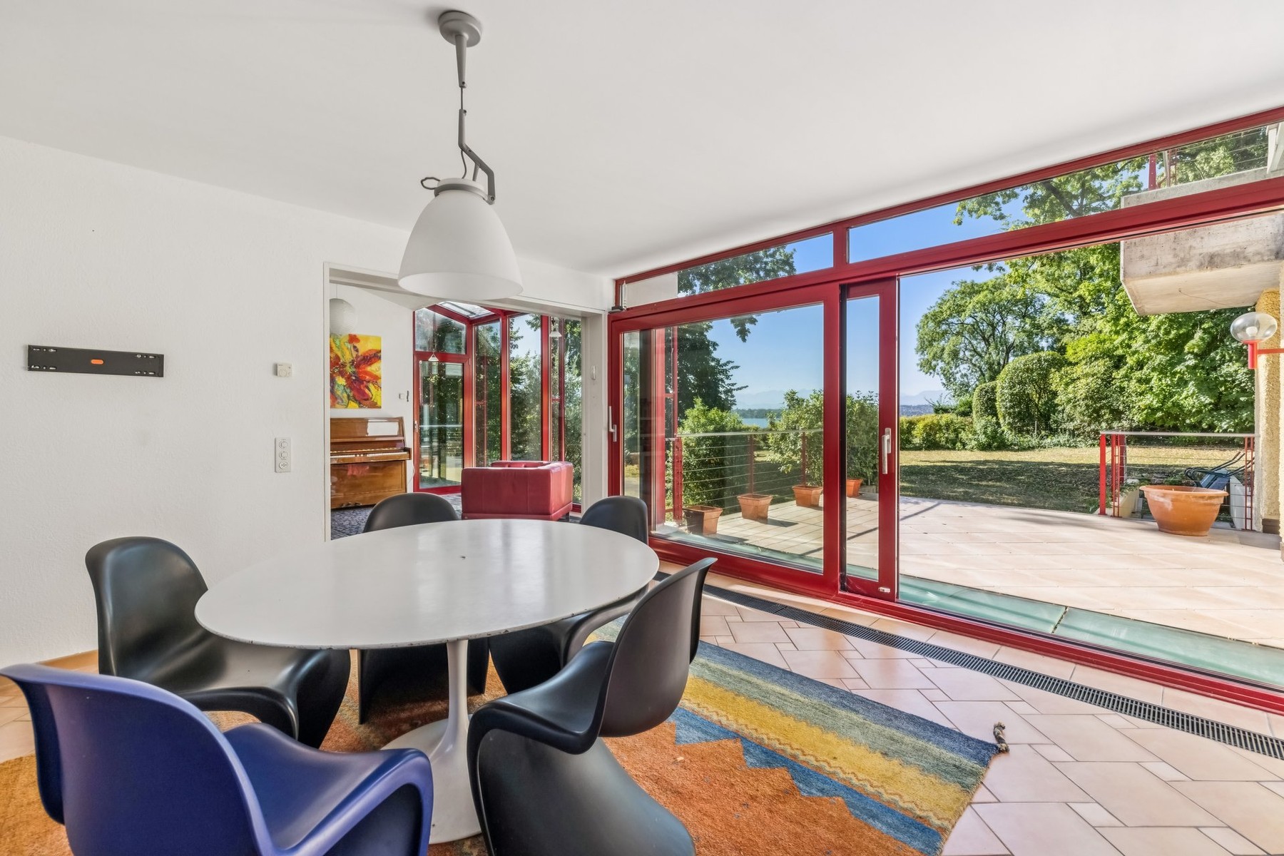  A charming home with a view of the lake - 物件實景
