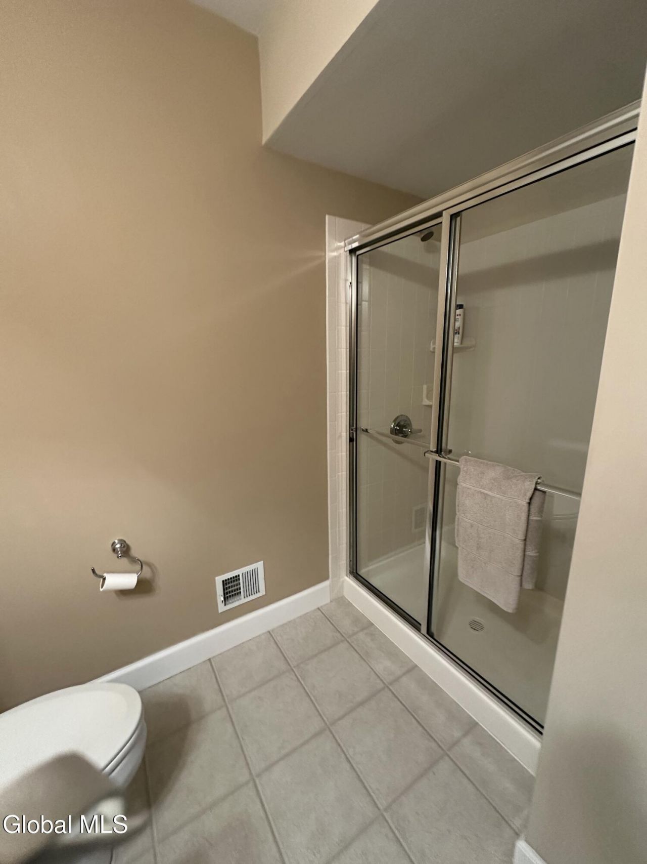 Altamont, New York, 12009, United States, 3 Bedrooms Bedrooms, ,3 BathroomsBathrooms,Residential,For Sale,1988112