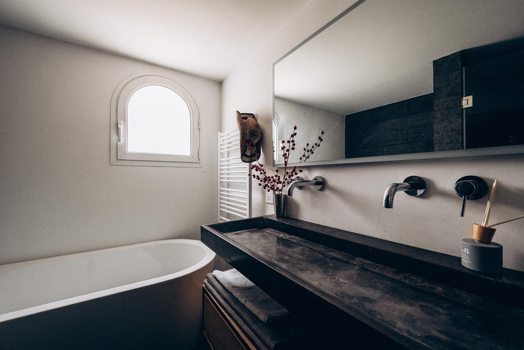  Four bedroom antique style House in a rural setting - 物件實景