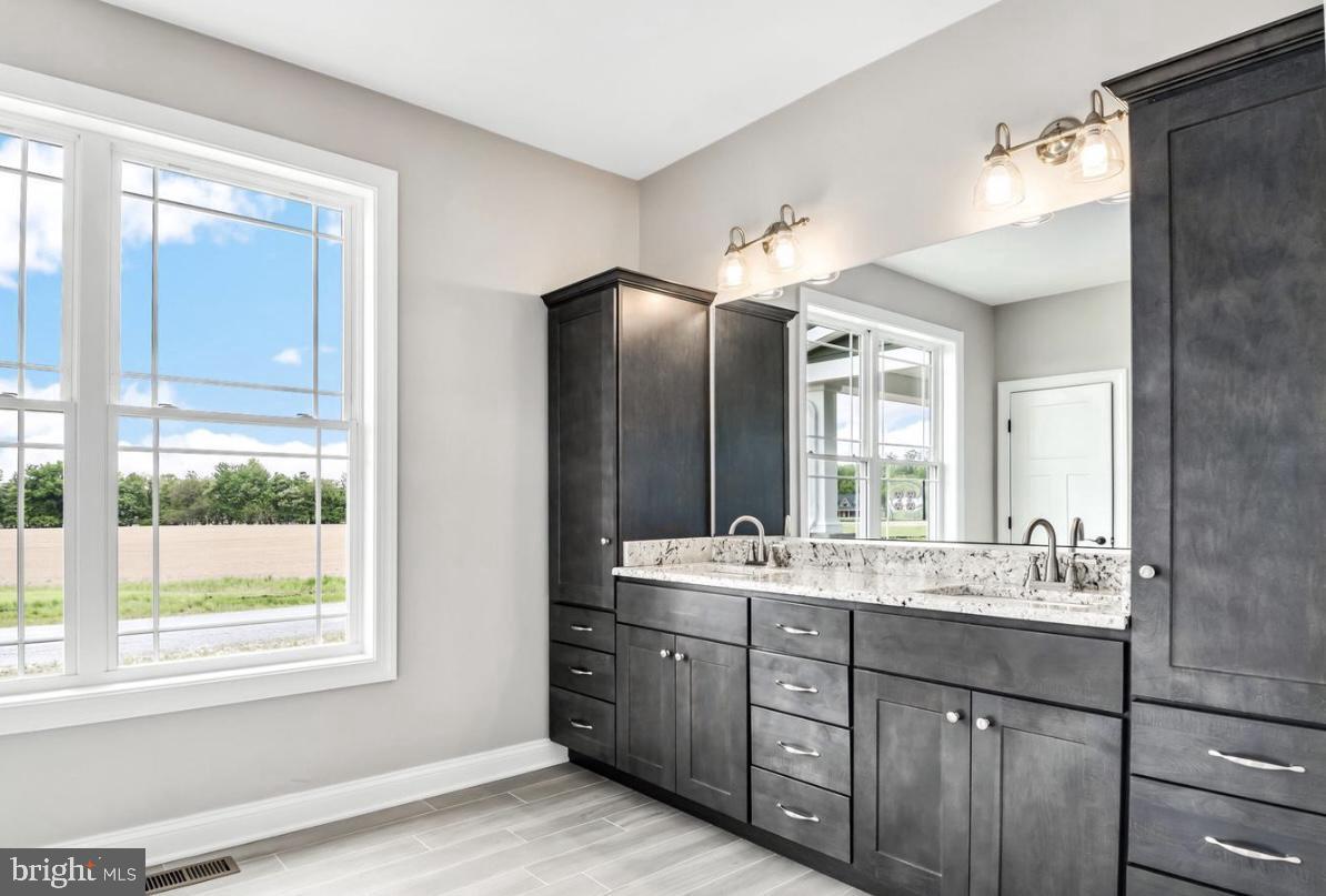 Centreville, Maryland, 21617, United States, 4 Bedrooms Bedrooms, ,4 BathroomsBathrooms,Residential,For Sale,1856014