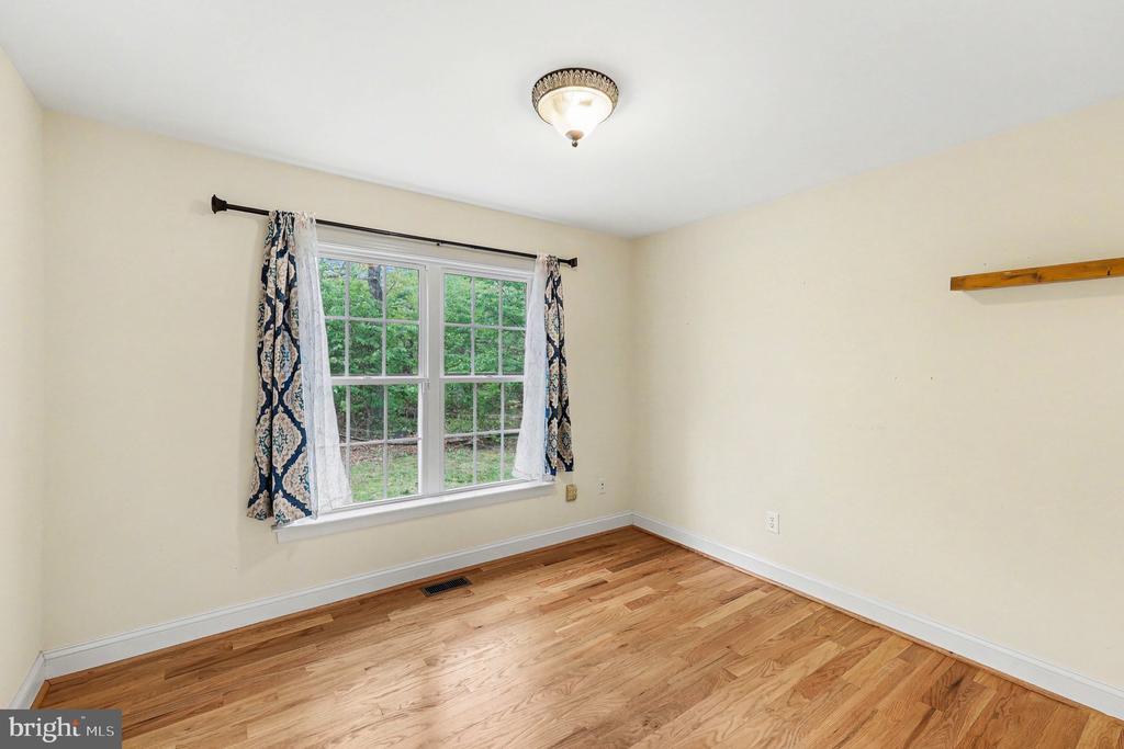 Winchester, Virginia, 22602, United States, 4 Bedrooms Bedrooms, ,3 BathroomsBathrooms,Residential,For Sale,2040713