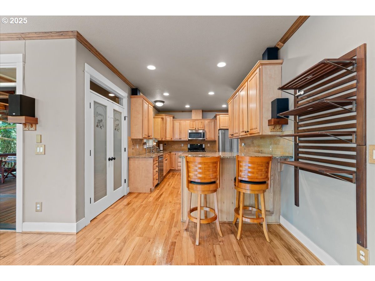 Portland, Oregon, 97266, United States, 4 Bedrooms Bedrooms, ,3 BathroomsBathrooms,Residential,For Sale,1836863