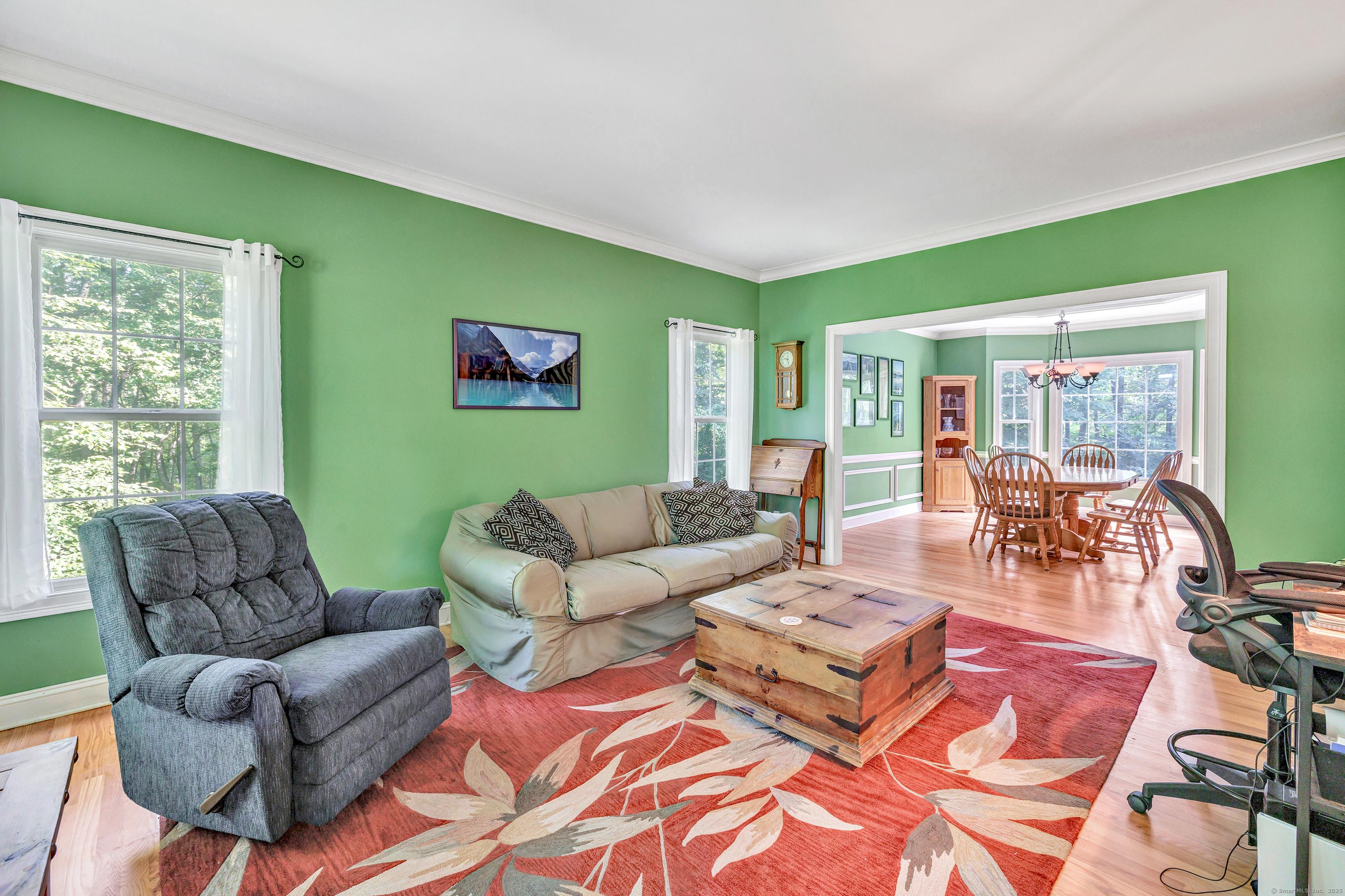 Shelton, Connecticut, 06484, United States, 4 Bedrooms Bedrooms, ,4 BathroomsBathrooms,Residential,For Sale,1937296