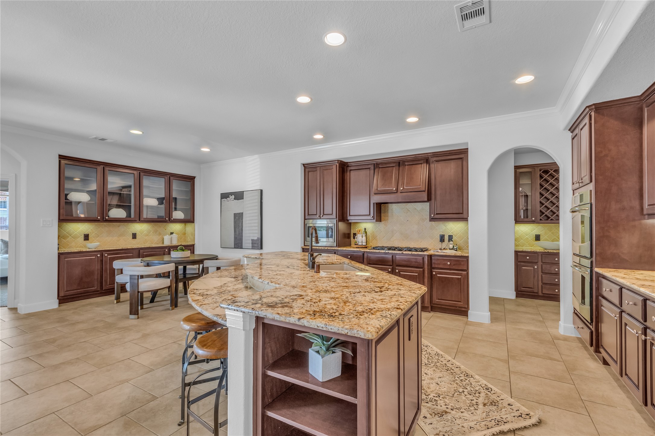 Houston, Texas, 77044, United States, 5 Bedrooms Bedrooms, ,4 BathroomsBathrooms,Residential,For Sale,1927228