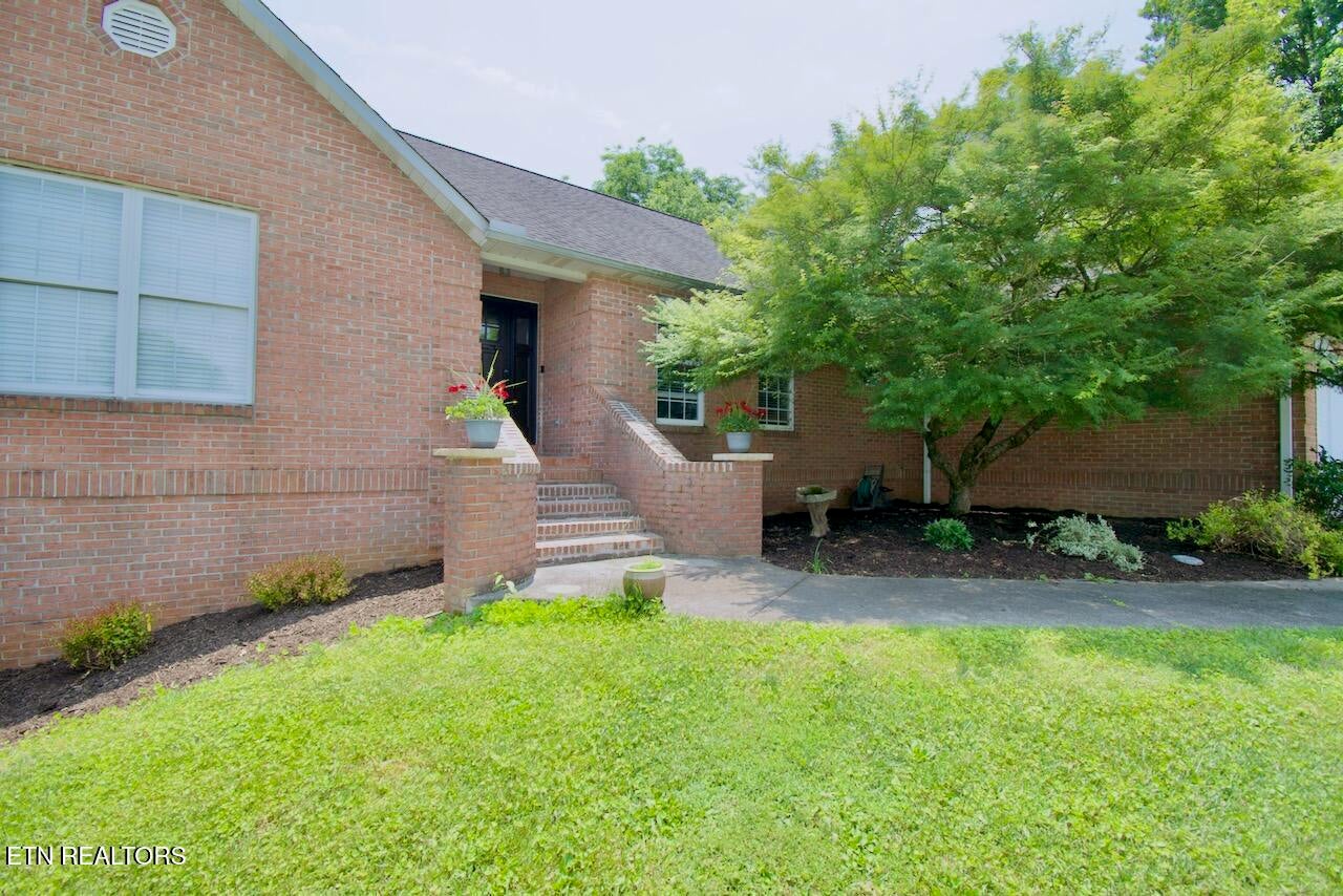 Maryville, Tennessee, 37803, United States, 3 Bedrooms Bedrooms, ,3 BathroomsBathrooms,Residential,For Sale,1857771