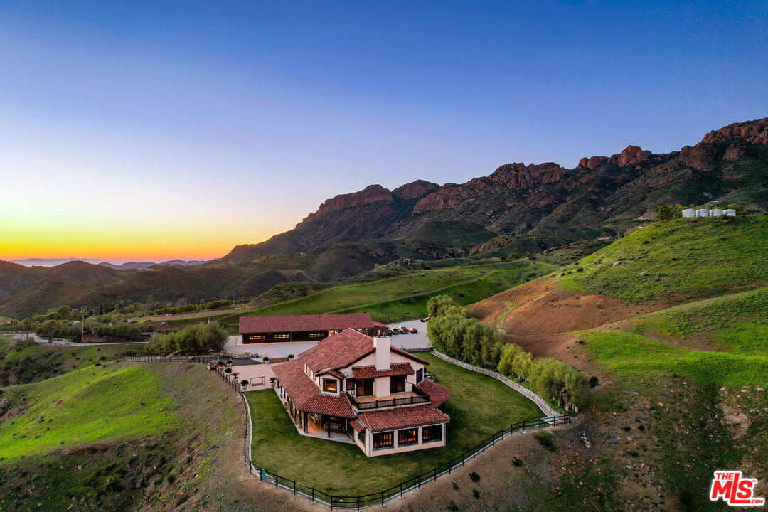Malibu, California, 90265, United States, 3 Bedrooms Bedrooms, ,5 BathroomsBathrooms,Residential,For Sale,1760358
