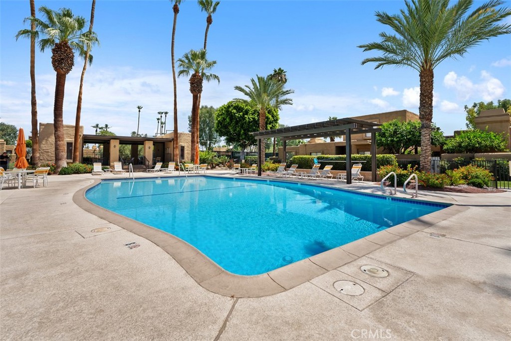 Palm Springs, California, 92264, United States, 2 Bedrooms Bedrooms, ,2 BathroomsBathrooms,Residential,For Sale,1856182