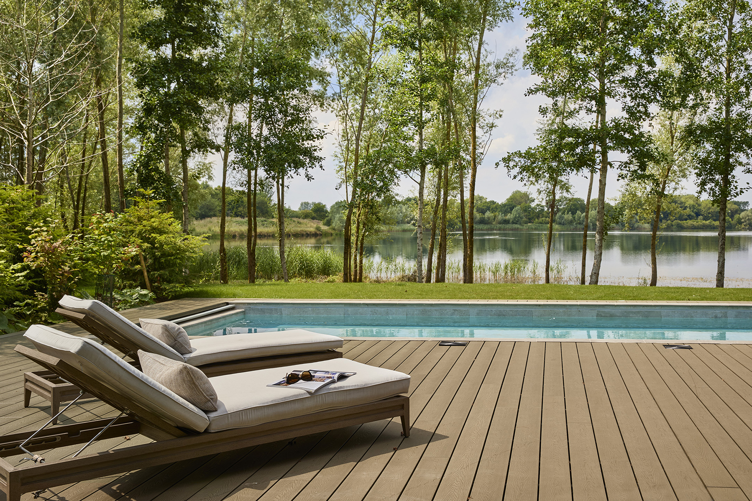  Contemporary Lakeside House at The Lakes by Yoo - 物件實景