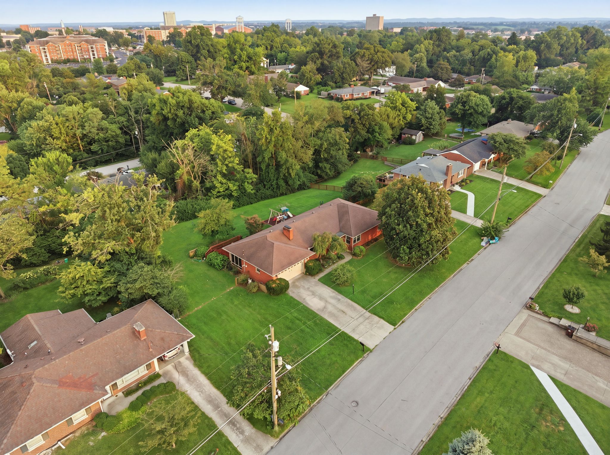  113 Longview Drive - 物件實景