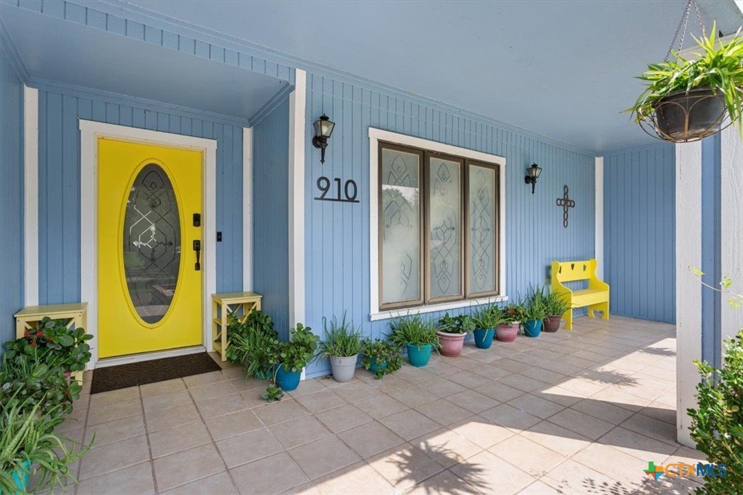 Salado, Texas, 76571, United States, 3 Bedrooms Bedrooms, ,3 BathroomsBathrooms,Residential,For Sale,1976351