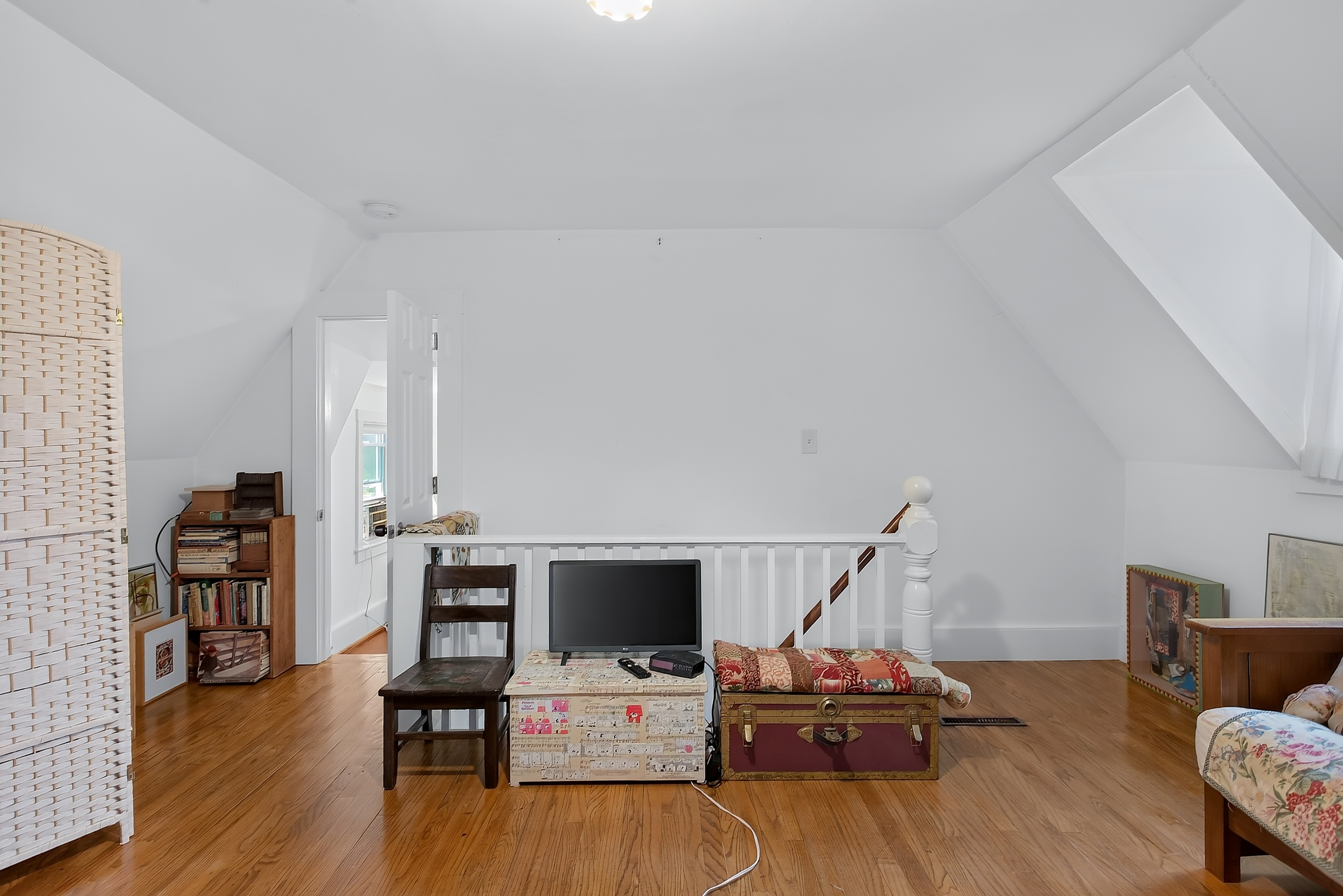  Two Homes. Four Keys. Infinite Potential in the Heart of Housatonic. - 物件實景