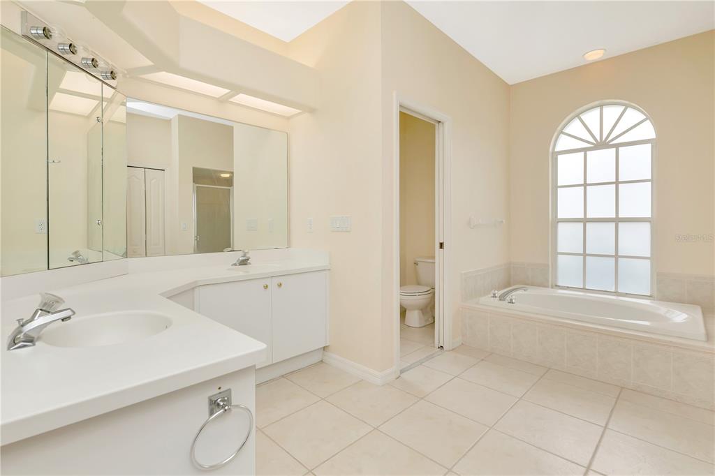 Tarpon Springs, Florida, 34689, United States, 3 Bedrooms Bedrooms, ,2 BathroomsBathrooms,Residential,For Sale,2003461