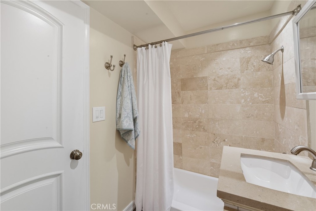 Long Beach, California, 90803, United States, 1 Bedroom Bedrooms, ,1 BathroomBathrooms,Residential,For Sale,1954794