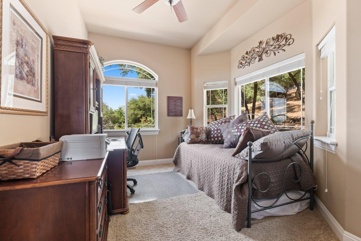 Penn Valley, California, 95946, United States, 5 Bedrooms Bedrooms, ,3 BathroomsBathrooms,Residential,For Sale,1915394